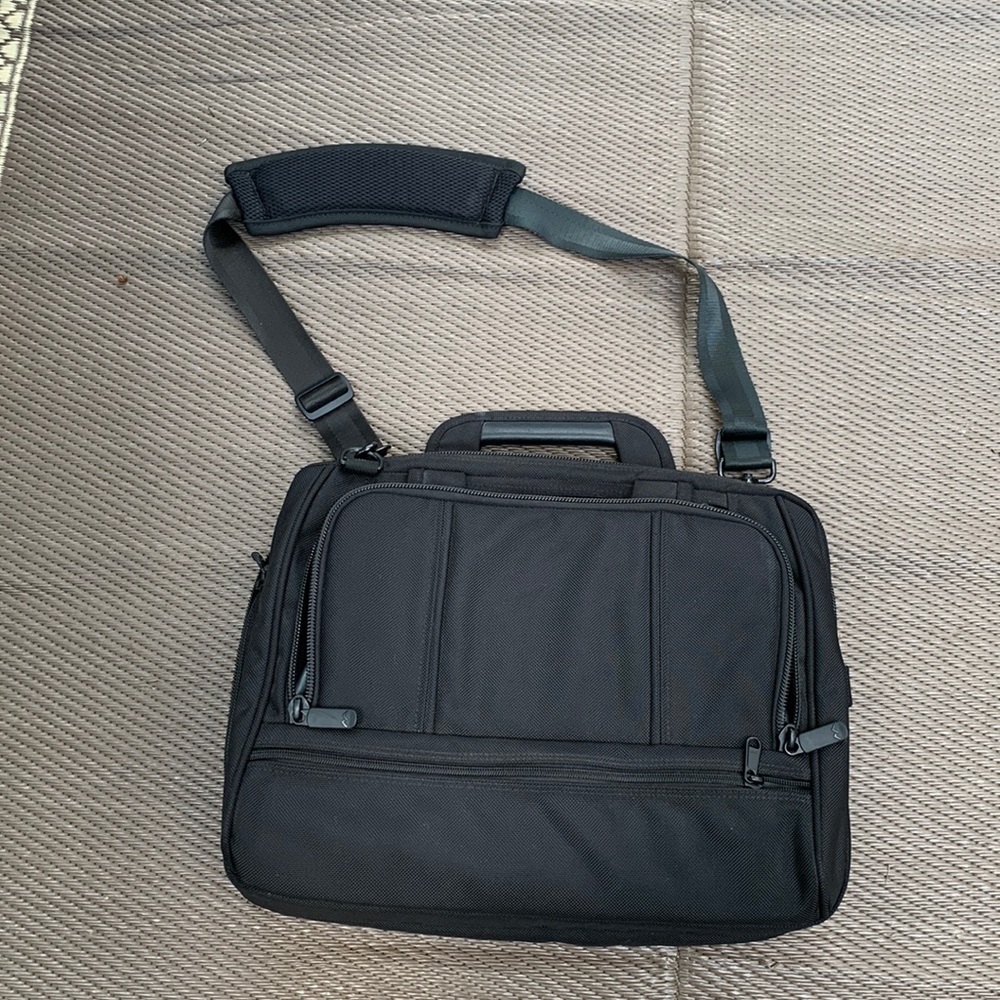 Brenthaven briefcase